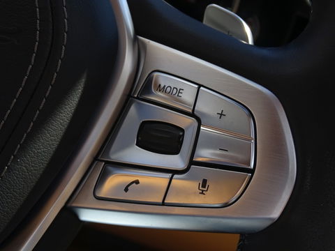 BMW 7 Serie 750i V8 TwinTurbo 449PK / M- Individual / B&W