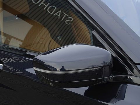 BMW 7 Serie 750i V8 TwinTurbo 449PK / M- Individual / B&W
