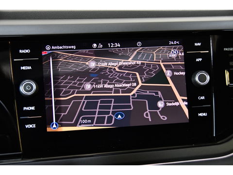 Volkswagen Taigo 1.5 R-Line Schuifkanteldak, Apple Carplay