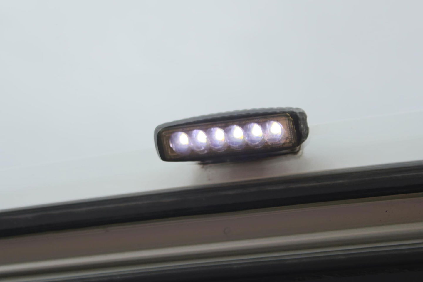 Ford Transit 350 2.0 TDCI L2H2 Trend SORTIMO, Navigatie, Camera, Flits verlichting, Powerstation 3500W, Standkachel motor en interieur