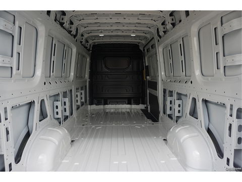 Volkswagen Crafter 35 140PK L4H3 Facelift BPM VRIJ 10" Scherm Apple CP/Android A, 270° deuren!! NR. 465