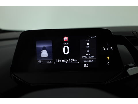 Volkswagen ID.4 First 77 kWh | Pano | Adapt. Cruise | 360cam | IQ. Light | Warmtepomp | 21''