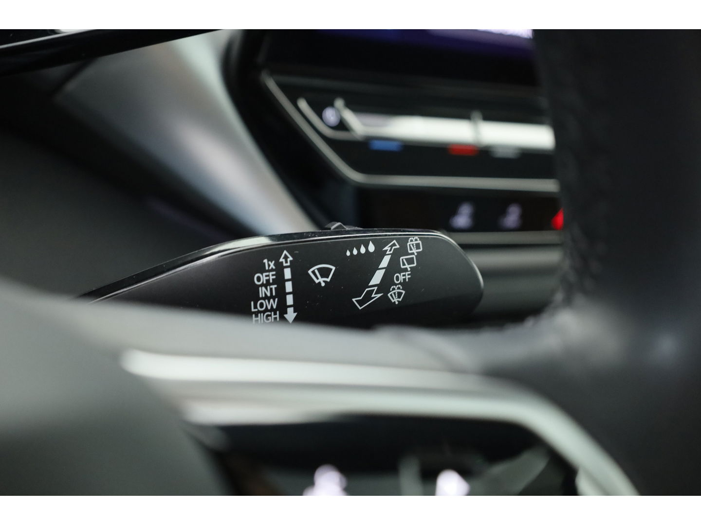 Volkswagen ID.4 First 77 kWh | Pano | Adapt. Cruise | 360cam | IQ. Light | Warmtepomp | 21''