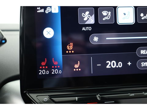 Volkswagen ID.4 First 77 kWh | Pano | Adapt. Cruise | 360cam | IQ. Light | Warmtepomp | 21''