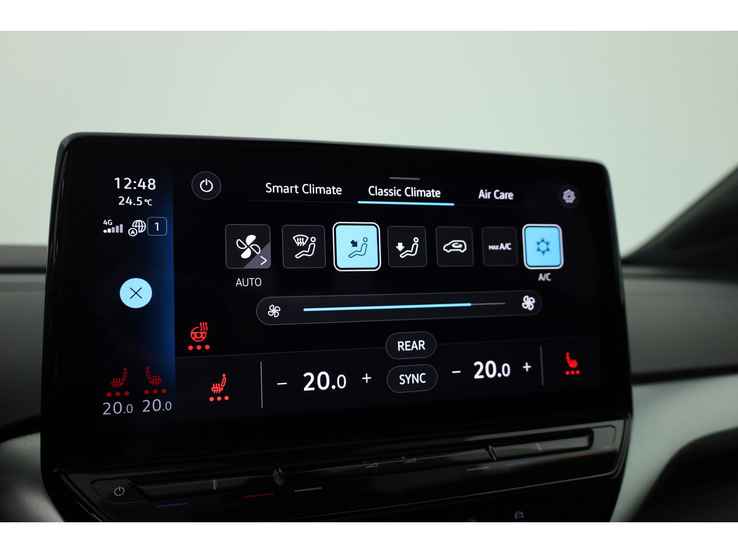Volkswagen ID.4 First 77 kWh | Pano | Adapt. Cruise | 360cam | IQ. Light | Warmtepomp | 21''