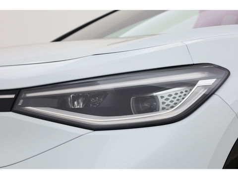 Volkswagen ID.4 First 77 kWh | Pano | Adapt. Cruise | 360cam | IQ. Light | Warmtepomp | 21''