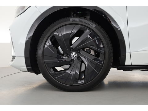 Volkswagen ID.4 First 77 kWh | Pano | Adapt. Cruise | 360cam | IQ. Light | Warmtepomp | 21''