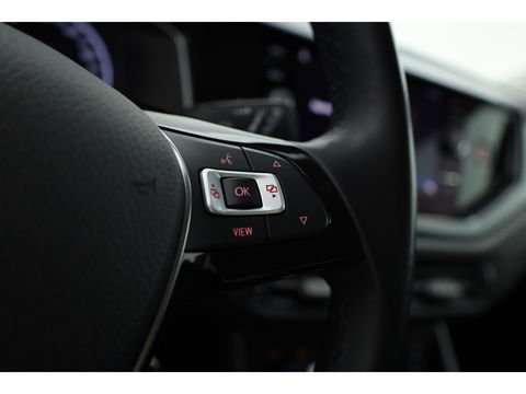 Volkswagen Polo 1.0 TSI Highline | Navi | All Seasons | PDC  V+A | Stoelverw. | Bluetooth