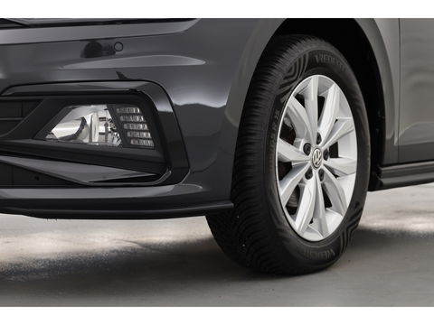 Volkswagen Polo 1.0 TSI Highline | Navi | All Seasons | PDC  V+A | Stoelverw. | Bluetooth