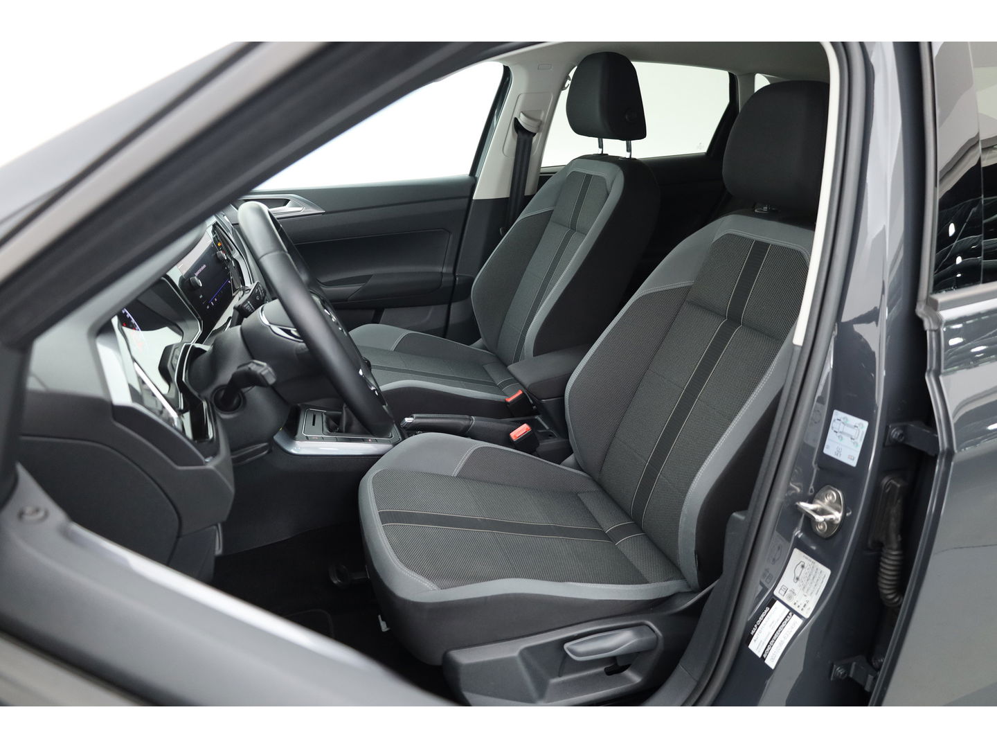Volkswagen Polo 1.0 TSI Highline | Navi | All Seasons | PDC  V+A | Stoelverw. | Bluetooth