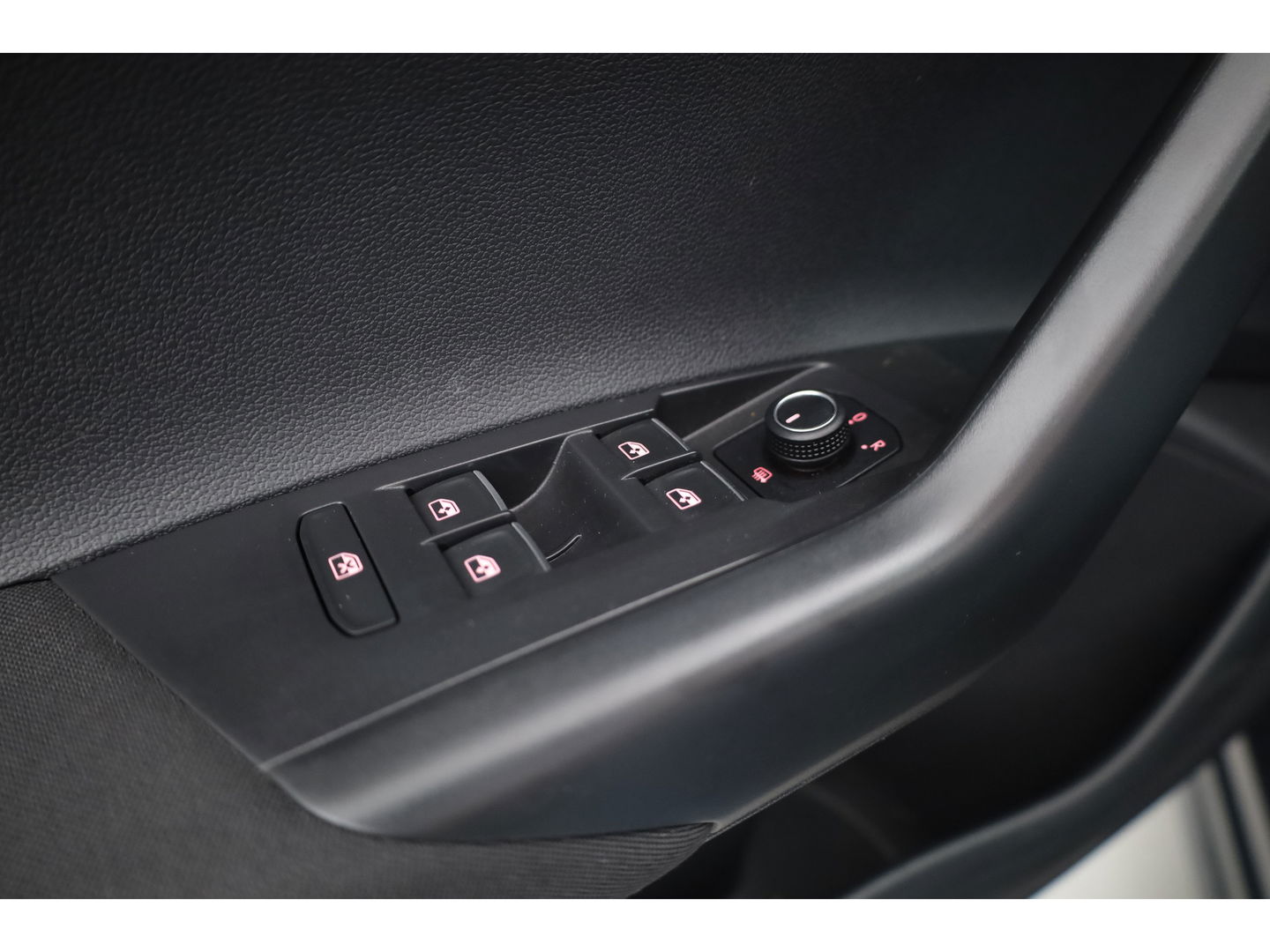 Volkswagen Polo 1.0 TSI Highline | Navi | All Seasons | PDC  V+A | Stoelverw. | Bluetooth