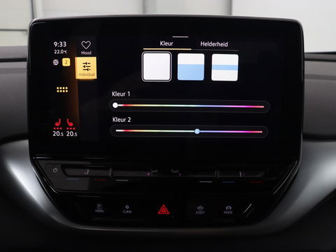 Volkswagen ID.4 Life 77 kWh | Trekhaak | Stoel & stuurverwarming | Camera | Adaptive cruise | Carplay | Navigatie | Parkeerhulp | Half leder