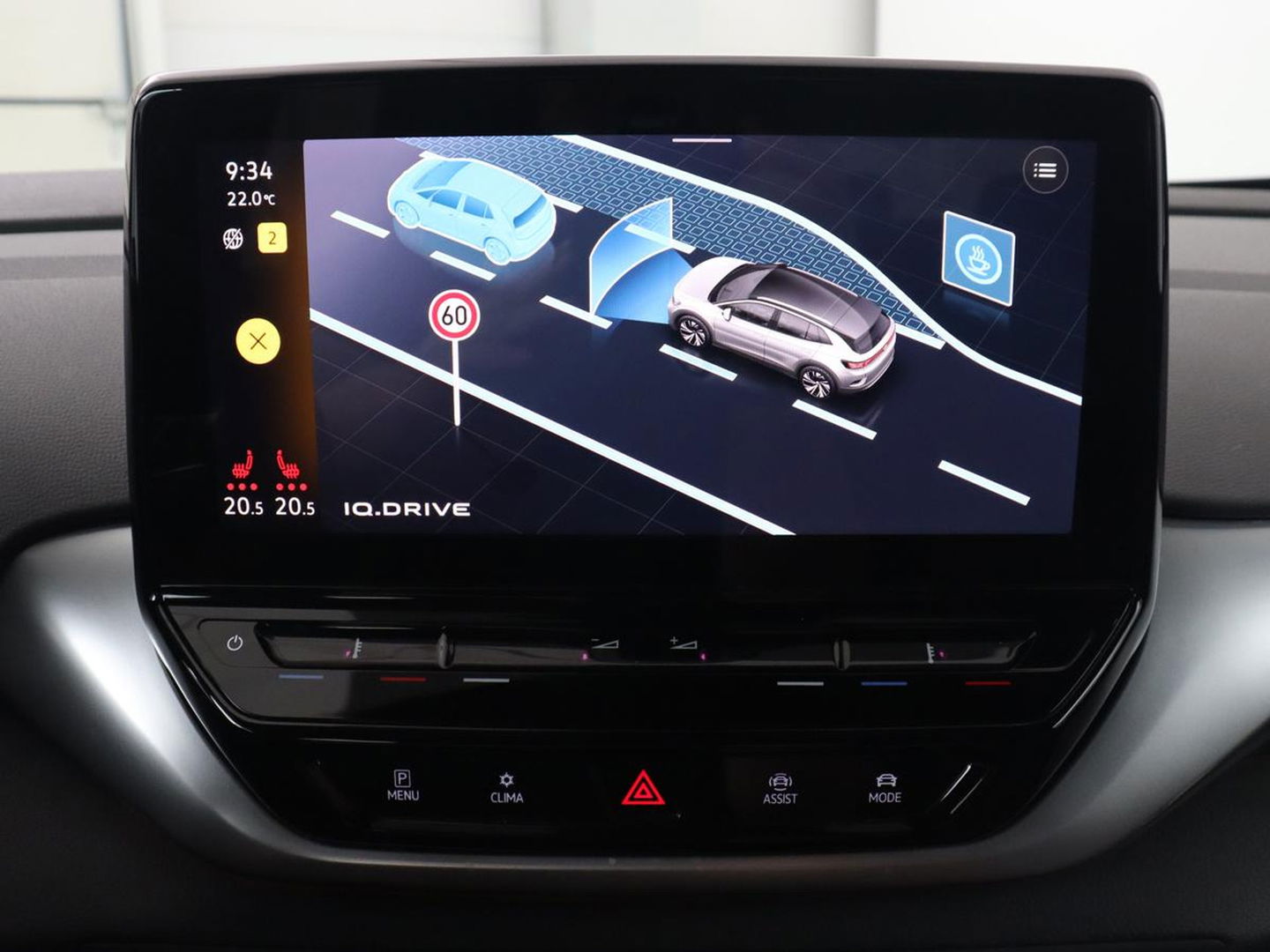Volkswagen ID.4 Life 77 kWh | Trekhaak | Stoel & stuurverwarming | Camera | Adaptive cruise | Carplay | Navigatie | Parkeerhulp | Half leder