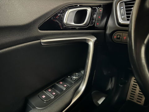 Kia XCeed 1.5 T-GDI Edition Pano Leer JBL CarPlay ACC NAP