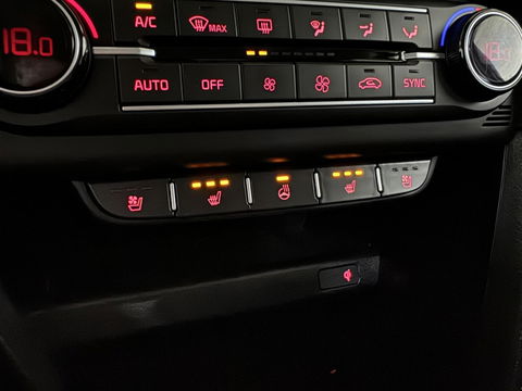 Kia XCeed 1.5 T-GDI Edition Pano Leer JBL CarPlay ACC NAP