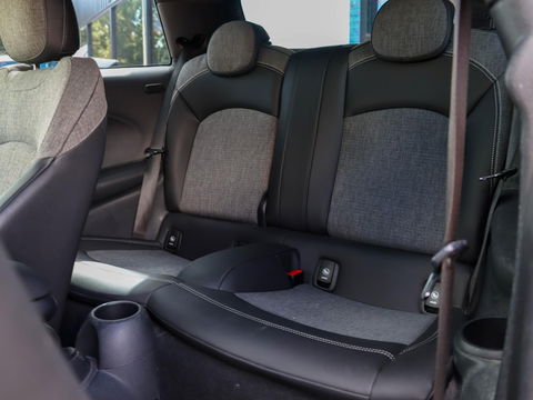 MINI Mini 1.5 Cooper Pepper Automaat Harman Kardon Navigatie LED Dealeronderhouden