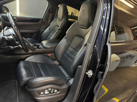 Porsche Cayenne Coupé 3.0 E-Hybrid Pano|Sportdesign|BOSE|VOL