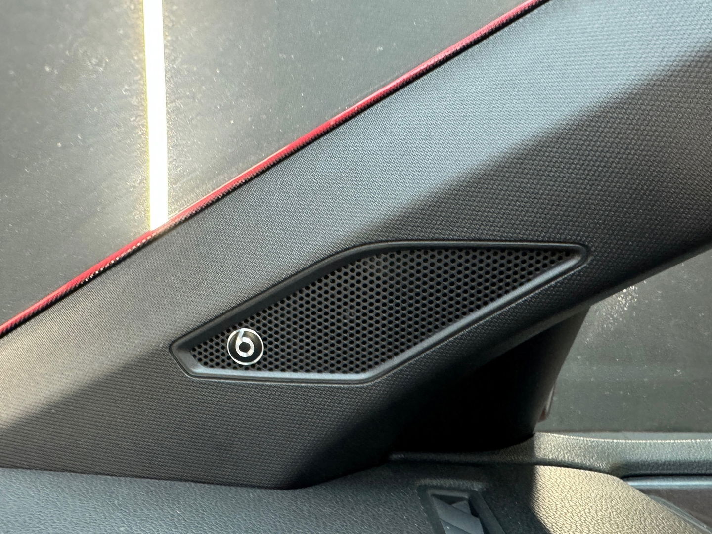Volkswagen Polo 2.0 TSI GTI Pano|DCC|Beats|Keyles|Camera|VOL
