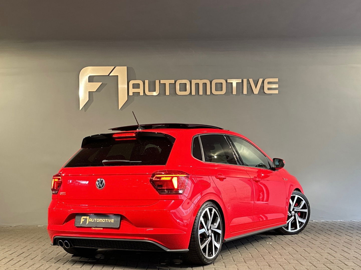 Volkswagen Polo 2.0 TSI GTI Pano|DCC|Beats|Keyles|Camera|VOL