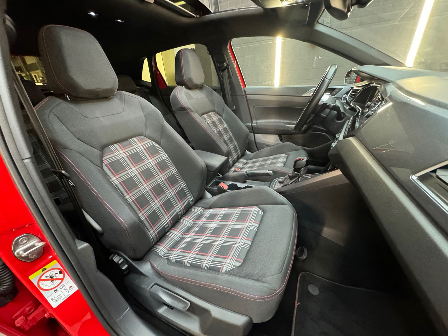 Volkswagen Polo 2.0 TSI GTI Pano|DCC|Beats|Keyles|Camera|VOL