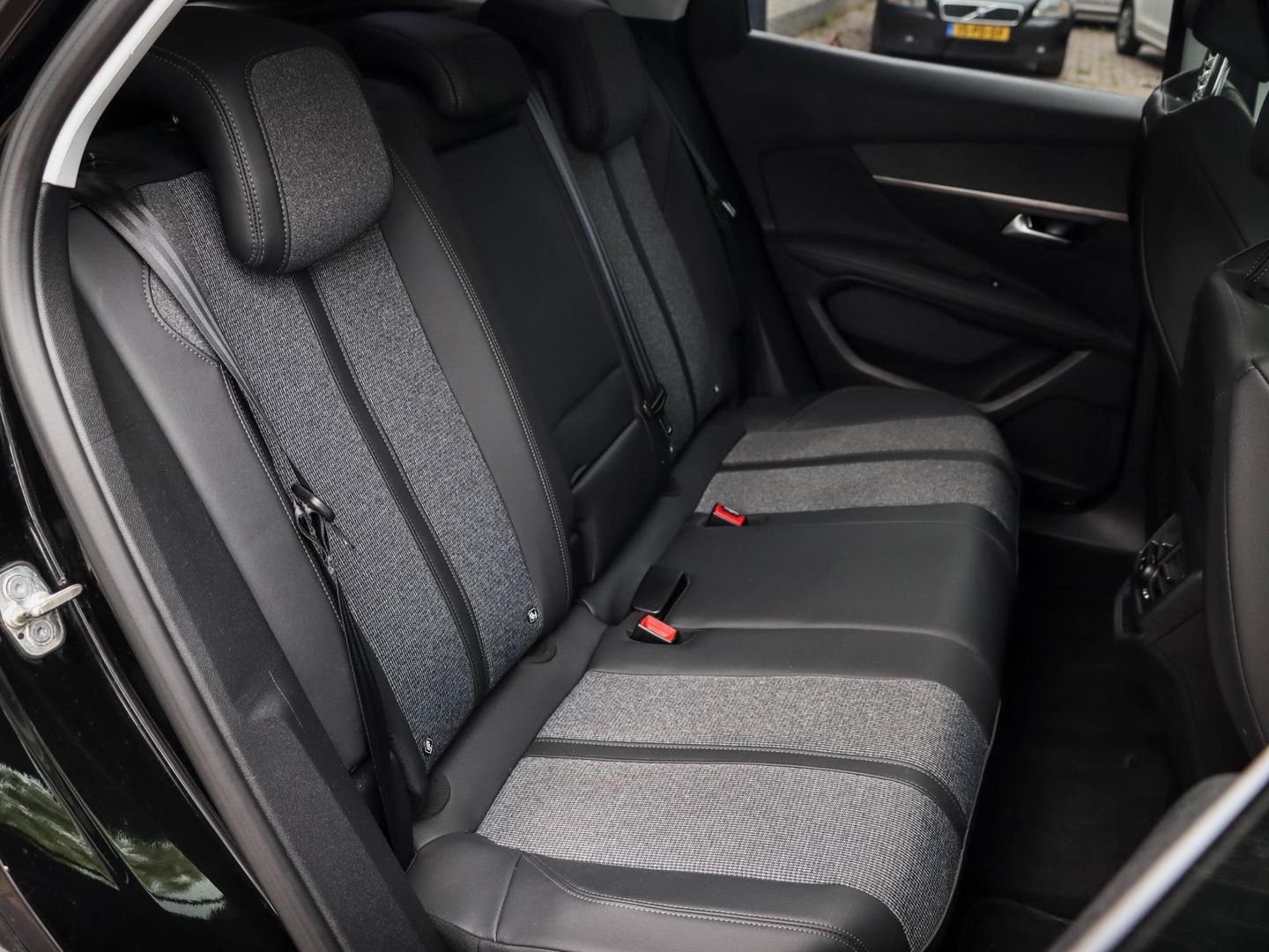 Peugeot 3008 1.2 PureTech Allure Automaat