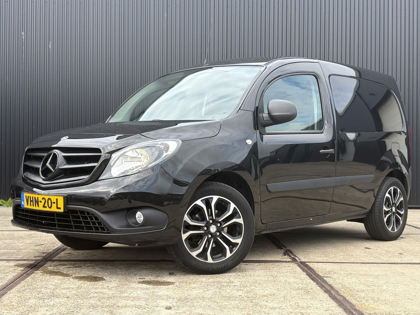 Mercedes-Benz Citan 108 CDI | Bluetooth | Schuifdeur | 17 inch LMV