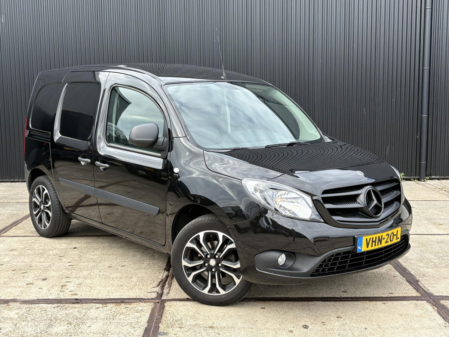 Mercedes-Benz Citan 108 CDI | Bluetooth | Schuifdeur | 17 inch LMV