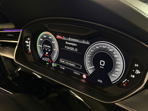 Audi A8 60 TFSIe LANG 449PK Quattro / Audi Exclusive / Laser / B&O