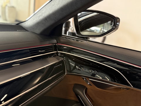 Audi A8 60 TFSIe LANG 449PK Quattro / Audi Exclusive / Laser / B&O