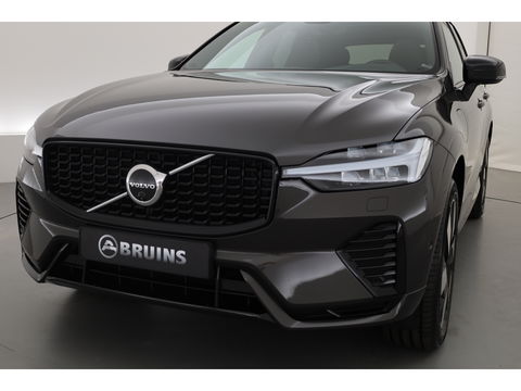 Volvo XC60 2.0 T6 Plug-in hybrid AWD Plus Dark Panorama-dak, Trekhaak, H&K Audio, ACC, Sportstoelen, 360 camera, 20 inch