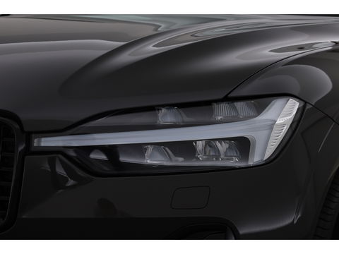 Volvo XC60 2.0 T6 Plug-in hybrid AWD Plus Dark Panorama-dak, Trekhaak, H&K Audio, ACC, Sportstoelen, 360 camera, 20 inch