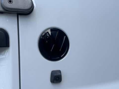Volkswagen Transporter 2.0 TDI L2H1 30 Comfortline AIRCO / CRUISE CONTROLE / NAVI / CARPLAY / VERLAAGD