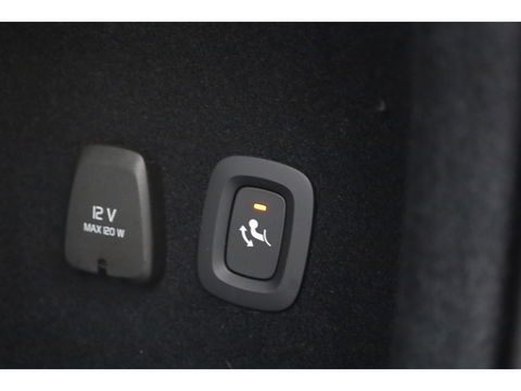 Volvo V60 2.0 T6 Plug-in hybrid AWD Plus Dark Panorama-dak, H&K audio, Trekhaak, 360 camera, ACC, Blis