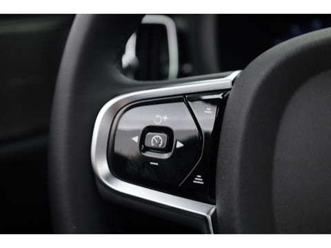 Volvo V60 2.0 T6 Plug-in hybrid AWD Plus Dark Panorama-dak, H&K audio, Trekhaak, 360 camera, ACC, Blis