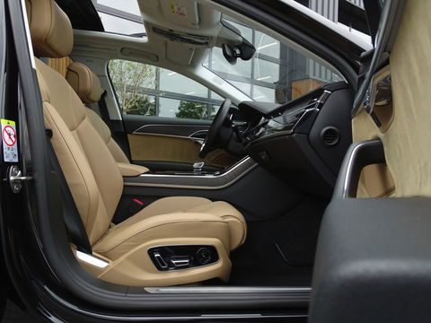 Audi A8 60 TFSIe 449PK V6 / B&O / Alcantara / Massage / TV / Matrix