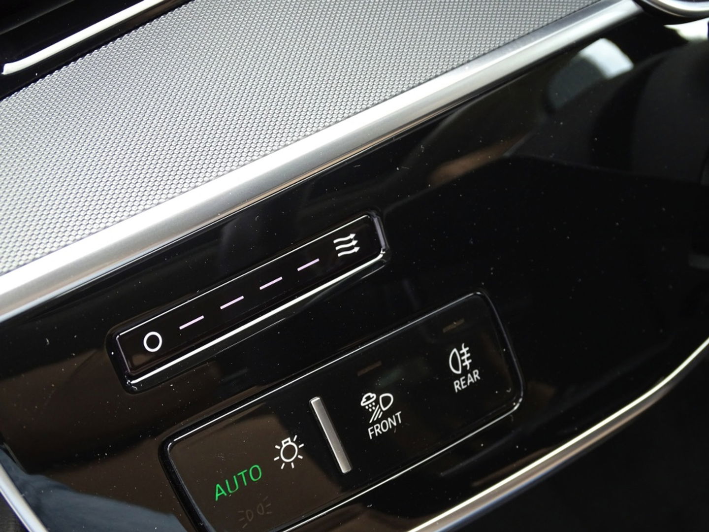 Audi A8 60 TFSIe 449PK V6 / B&O / Alcantara / Massage / TV / Matrix