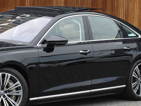 Audi A8 60 TFSIe 449PK V6 / B&O / Alcantara / Massage / TV / Matrix