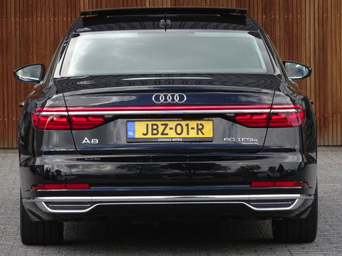 Audi A8 60 TFSIe 449PK V6 / B&O / Alcantara / Massage / TV / Matrix