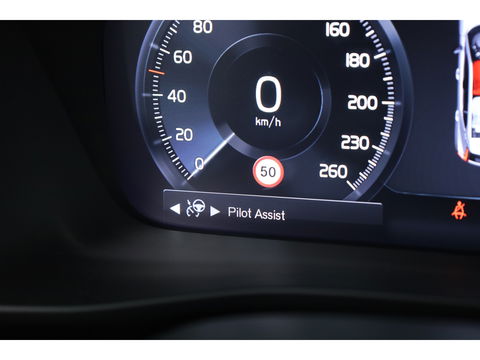 Volvo XC40 1.5 T5 Plug-in hybrid Ultimate Dark Panorama-dak, 360 camera, elek. stoelen, ACC, Blis