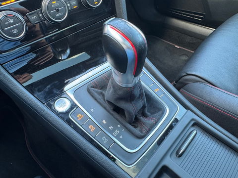 Volkswagen Golf GTI TCR 2.0 TSI 300PK|Pano|Akrapovic|Dynaudio|Memory|Leder|ACC|Carplay|Keyless|Camera|Bearlock