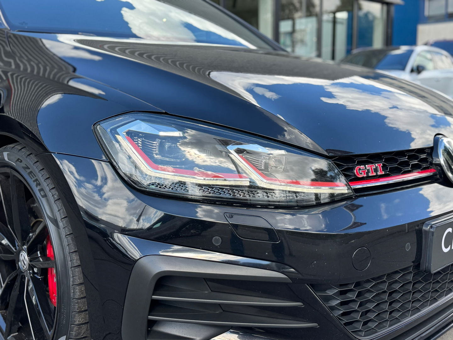Volkswagen Golf GTI TCR 2.0 TSI 300PK|Pano|Akrapovic|Dynaudio|Memory|Leder|ACC|Carplay|Keyless|Camera|Bearlock