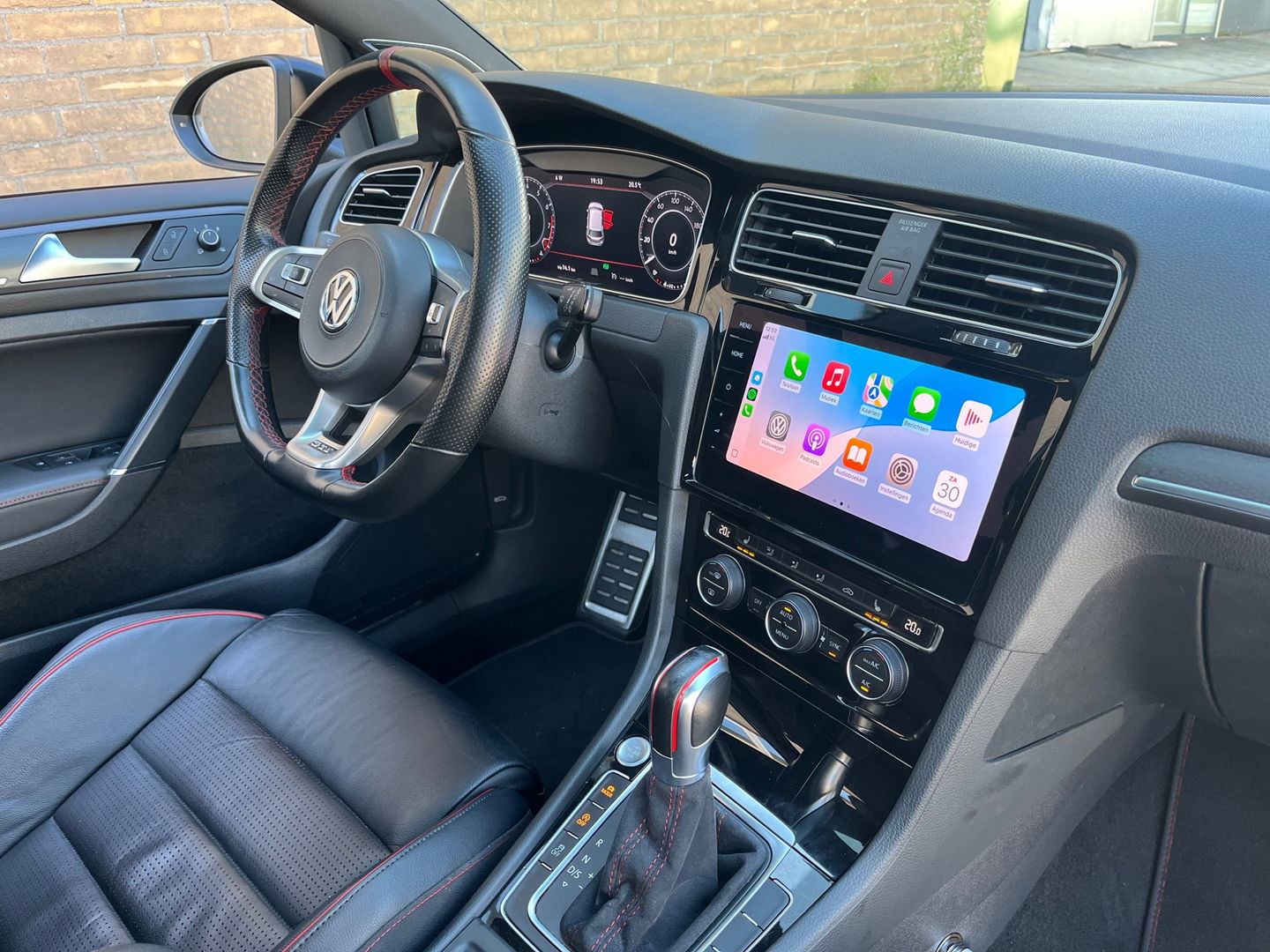 Volkswagen Golf GTI TCR 2.0 TSI 300PK|Pano|Akrapovic|Dynaudio|Memory|Leder|ACC|Carplay|Keyless|Camera|Bearlock
