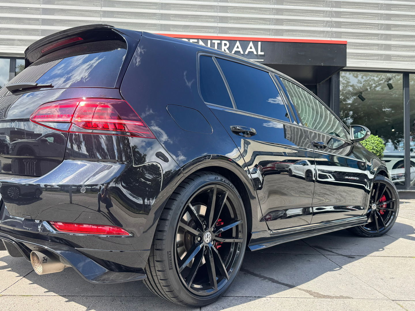 Volkswagen Golf GTI TCR 2.0 TSI 300PK|Pano|Akrapovic|Dynaudio|Memory|Leder|ACC|Carplay|Keyless|Camera|Bearlock