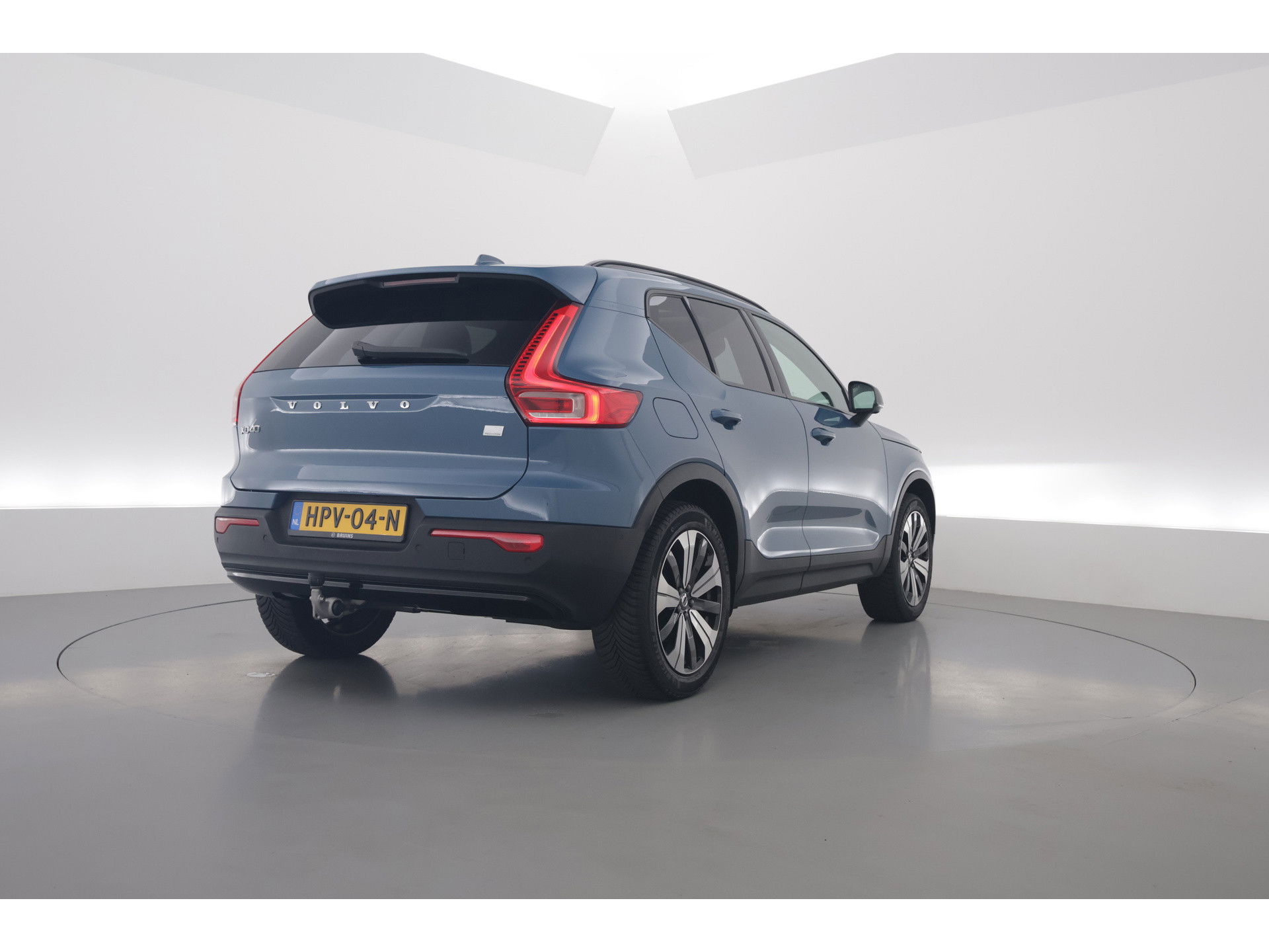 Volvo XC40 1.5 T5 Recharge Ultimate Dark Facelift | Pano | 360cam | Elek. Trekhaak | Harman Kardon | Pilot Assist