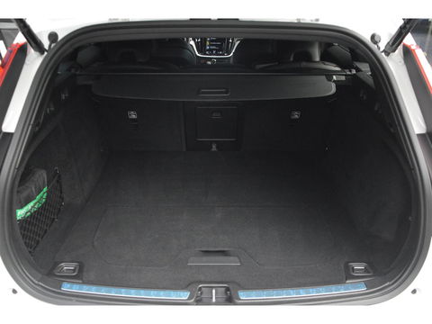 Volvo V60 T6 Hybride AWD R-Design Long Range | Stoel + Stuurverwarmd | Apple CarPlay | Camera | Leer | Parkeersensoren rondom |