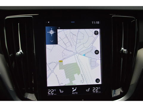 Volvo V60 T6 Hybride AWD R-Design Long Range | Stoel + Stuurverwarmd | Apple CarPlay | Camera | Leer | Parkeersensoren rondom |