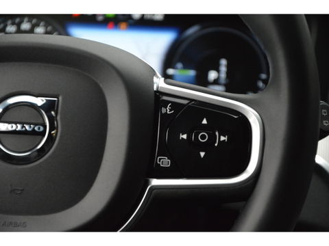 Volvo V60 T6 Hybride AWD R-Design Long Range | Stoel + Stuurverwarmd | Apple CarPlay | Camera | Leer | Parkeersensoren rondom |