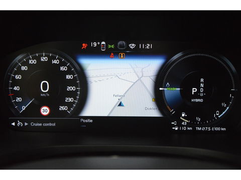 Volvo V60 T6 Hybride AWD R-Design Long Range | Stoel + Stuurverwarmd | Apple CarPlay | Camera | Leer | Parkeersensoren rondom |