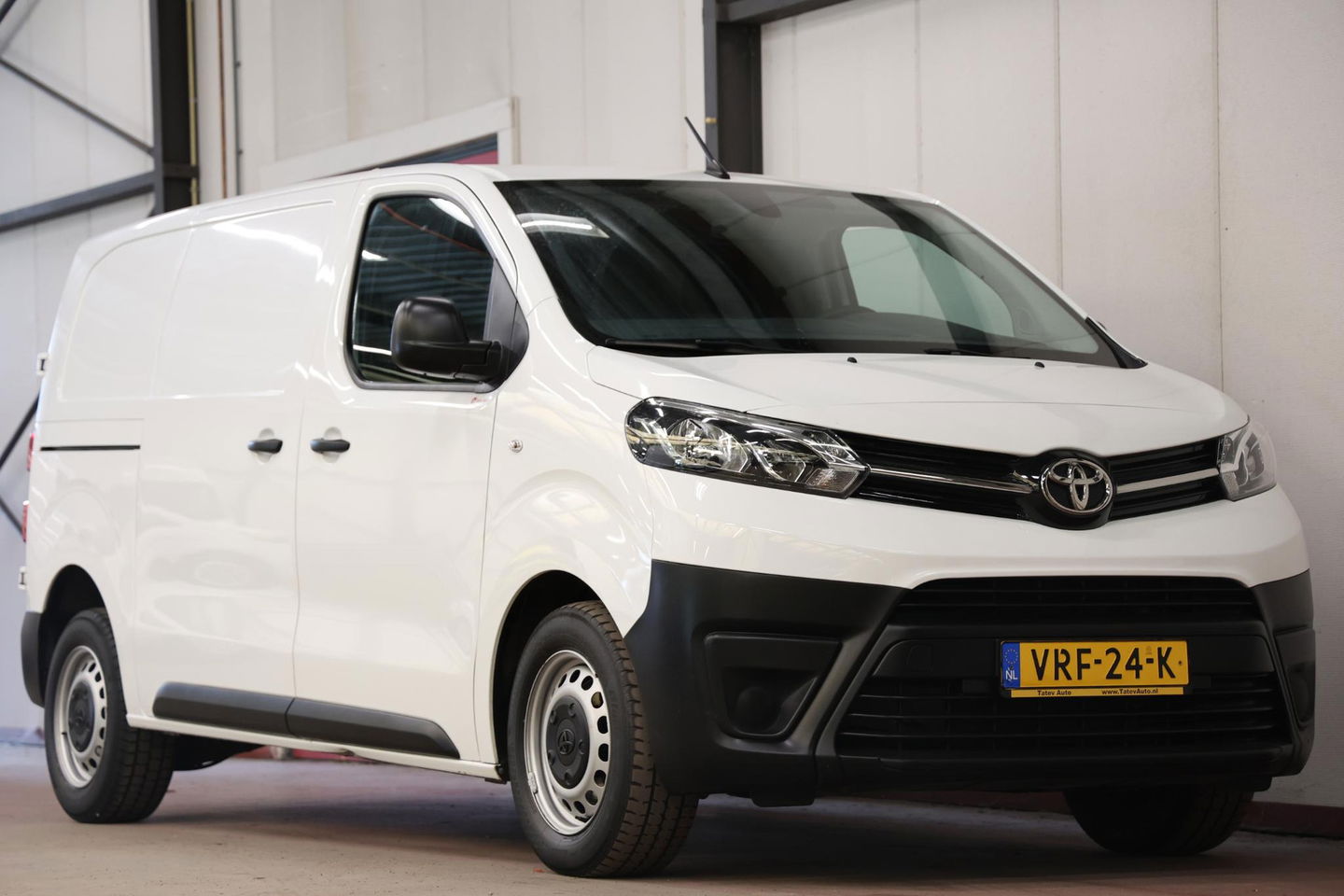 Toyota ProAce Worker 2.0 D-4D 145PK L2H1 EURO 6