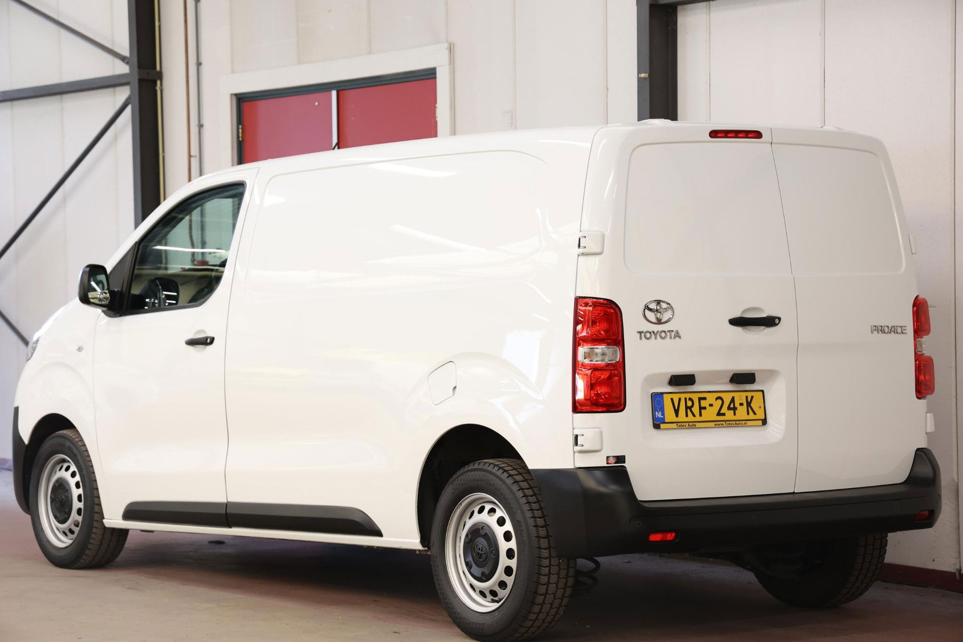 Toyota ProAce Worker 2.0 D-4D 145PK L2H1 EURO 6
